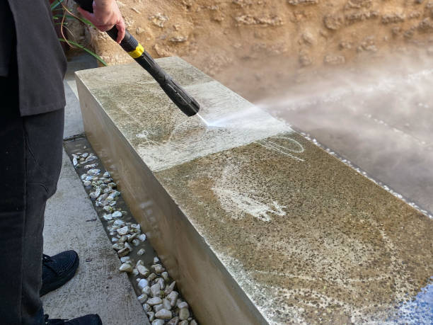 Best Commercial Pressure Washing  in Cienegas Terrace, TX
