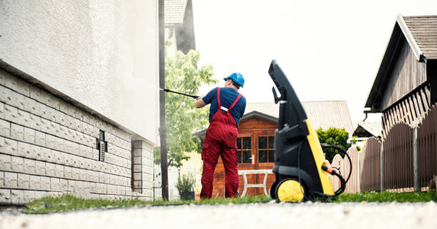 Best Deck Cleaning Services  in Cienegas Terrace, TX